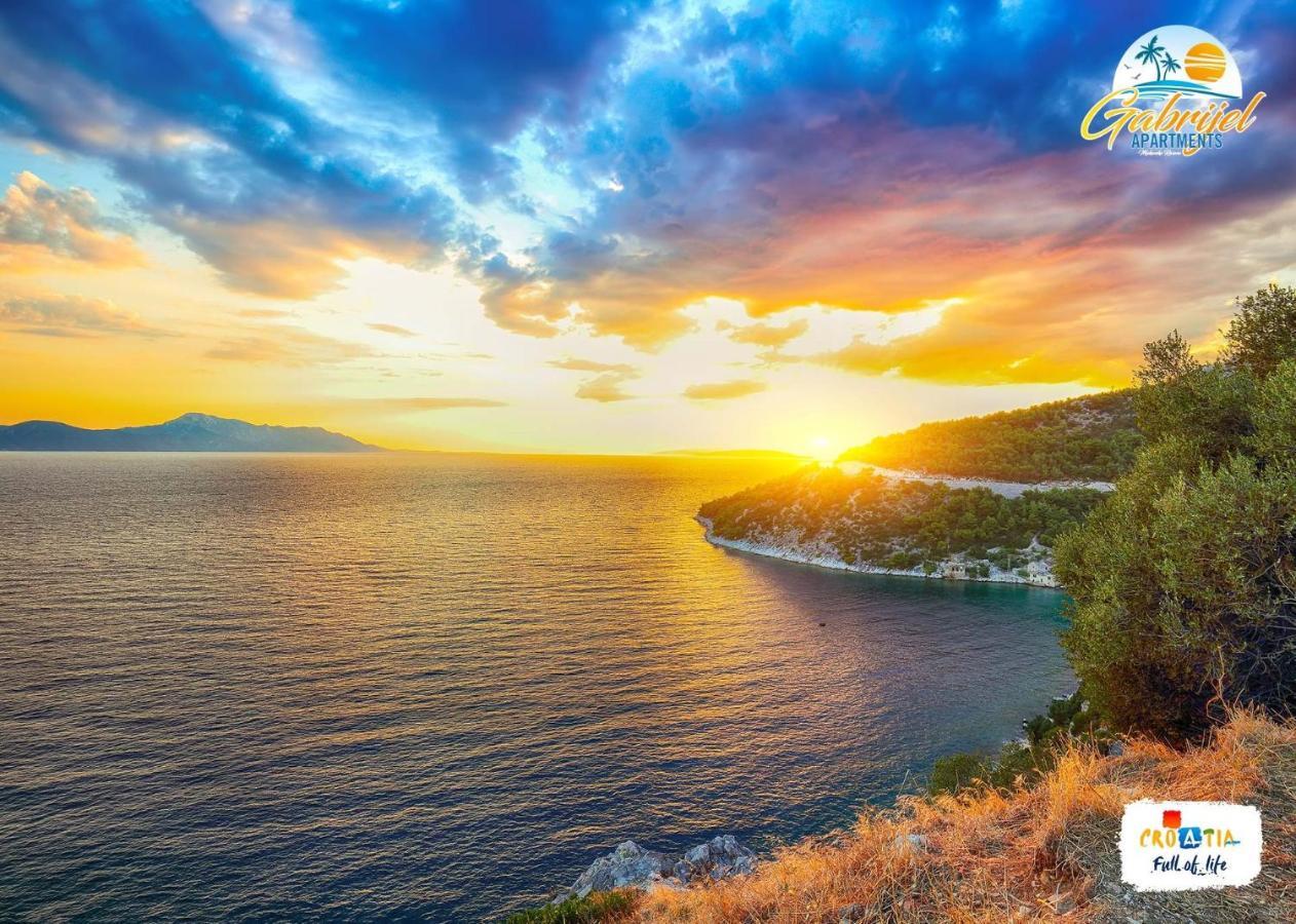 Gabrijel Apartments Makarska 1 外观 照片