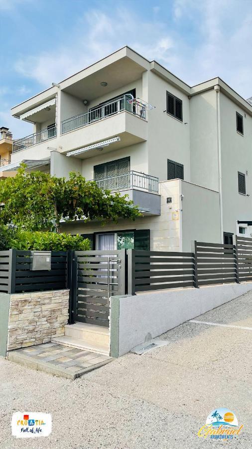 Gabrijel Apartments Makarska 1 外观 照片