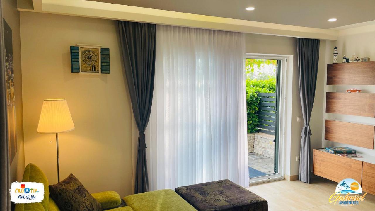 Gabrijel Apartments Makarska 1 外观 照片